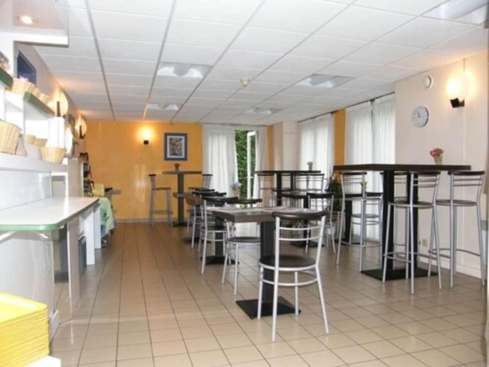 Mister Bed Lomme Otel Lille Dış mekan fotoğraf